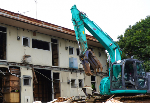解体工事の様子