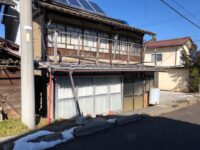 長野県北佐久郡立科町で木造住宅の外壁保護と2階の手すり撤去のご依頼いただきました！